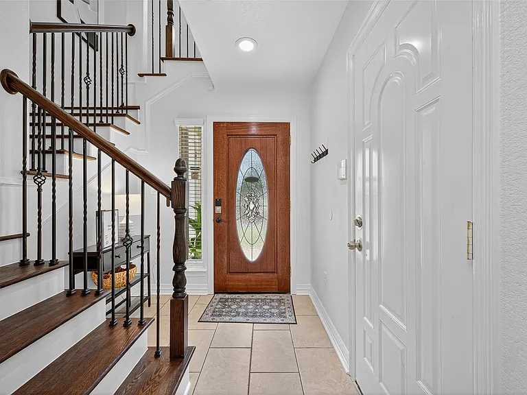 1505 Wentworth St — Photo 40