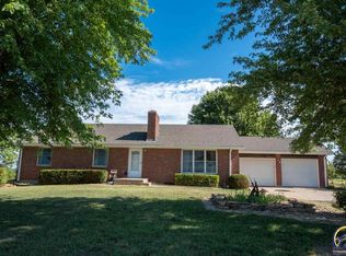 6730 SW 93rd St, Wakarusa, KS 66546