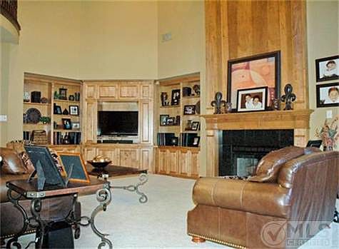 5th image of 804 Pond Springs Ct