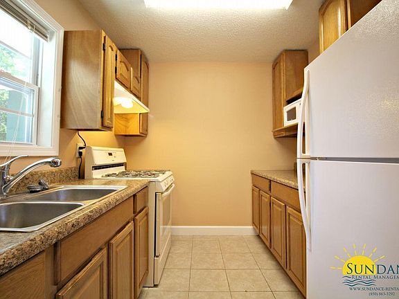 3rd image of 118A Monahan Dr