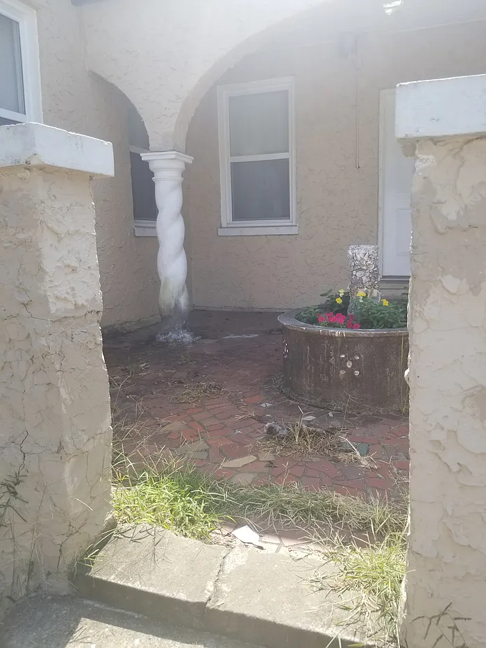 3 bed, 1.0 bath, 1100 sqft, $1,650 — Photo 3