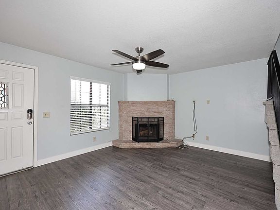 4th image of 5704 E Aire Libre Ave Unit 1039