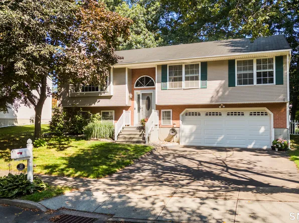 53 Perry Merrill Drive, West Haven, CT 06516
