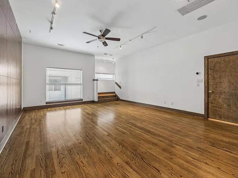 1820 Prospect St — Photo 9