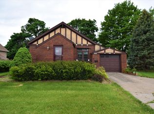 122 W Mamie Eisenhower Ave, Boone, IA 50036