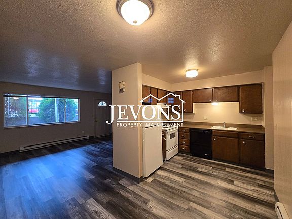 4th image of 16 N 6th St APT 10