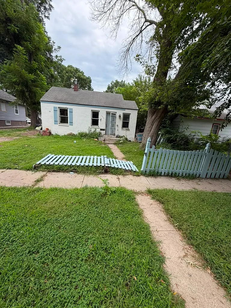 2 bed, 552 sqft, $1,199 — Photo 1