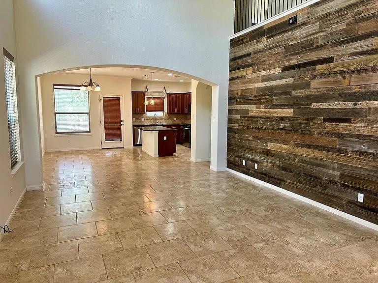 7233 Menchaca Rd #17 — Photo 4