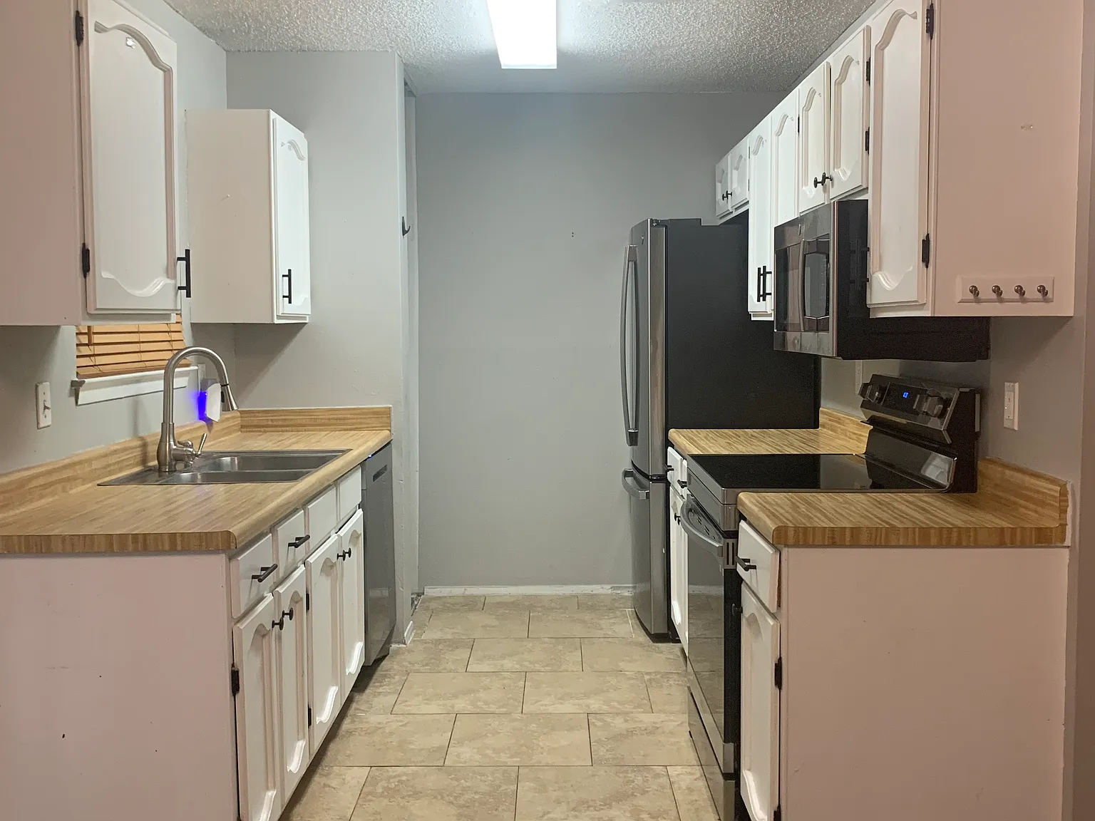 3 bed, 1310 sqft, $1,595 — Photo 3