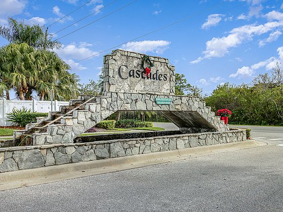 2nd image of 4021 Estancia Way