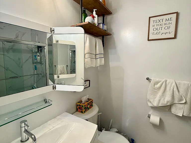 2827 Brown St — Photo 12
