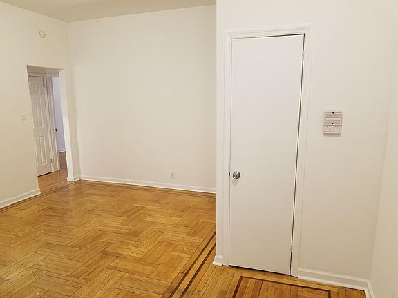 2nd image of 2540 Ocean Ave APT A1