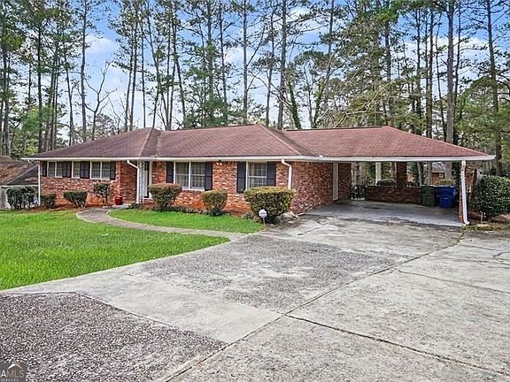 2nd image of 3281 Annelaine Dr SW