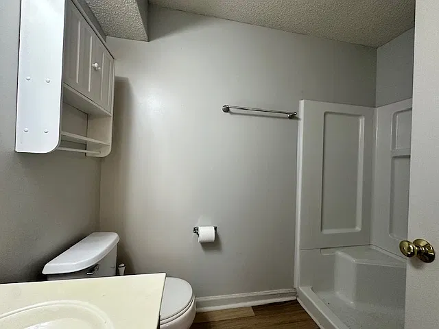2 bed, 1100 sqft, $1,275 — Photo 4