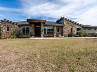 240 Oak Hill Dr, Liberty Hill, TX 78642