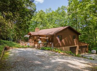 201 Highland Woods Dr, Franklin, NC 28734