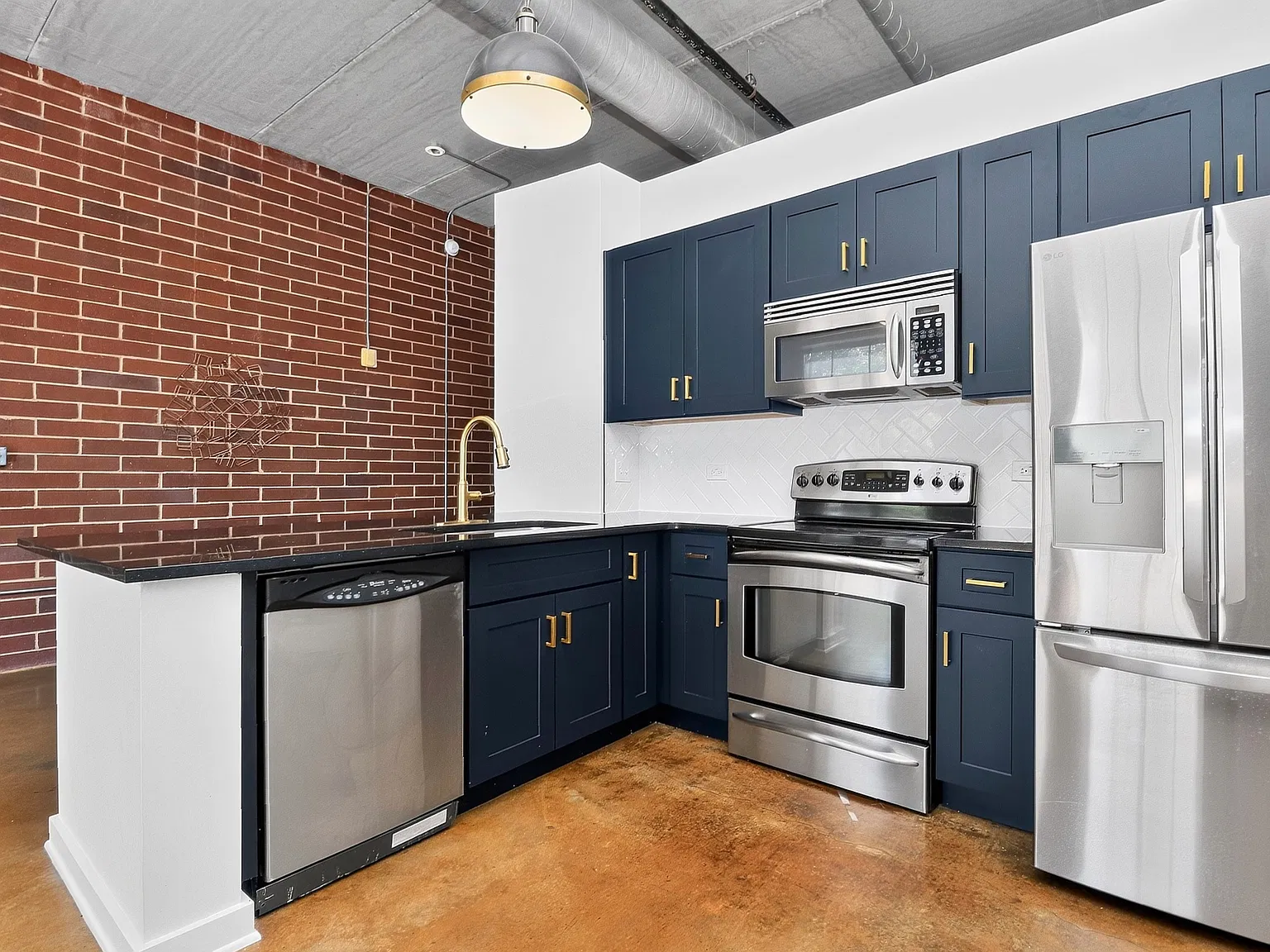 626 North Graham Str. #205 CLT, NC 28202 - 1 — Photo 2