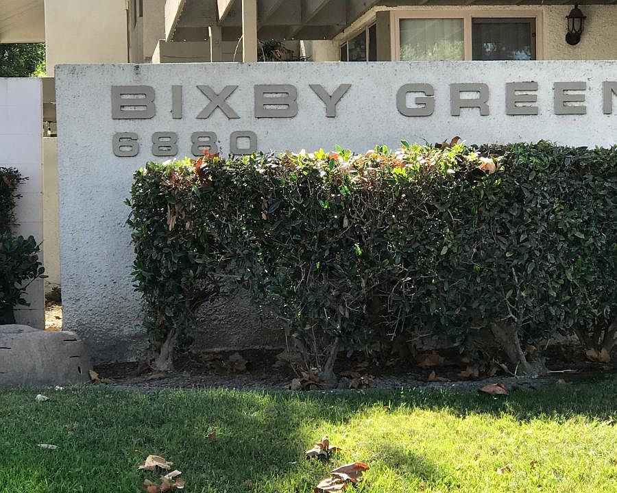 BIXBY GREEN GATED COMPLEX