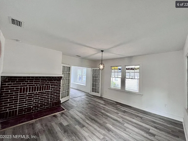 502 W 18th St — Photo 6
