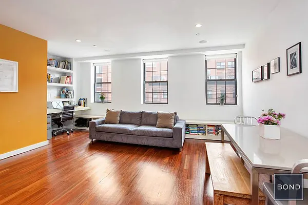 Sold by Bond New York | media 16