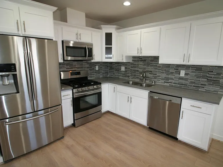 5311 N Riverton Ave #5311 — Photo 5