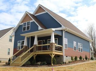 23 Greenwood Rd, Asheville, NC 28803