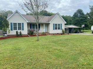 372 N Centerpoint Rd, Portland, TN 37148