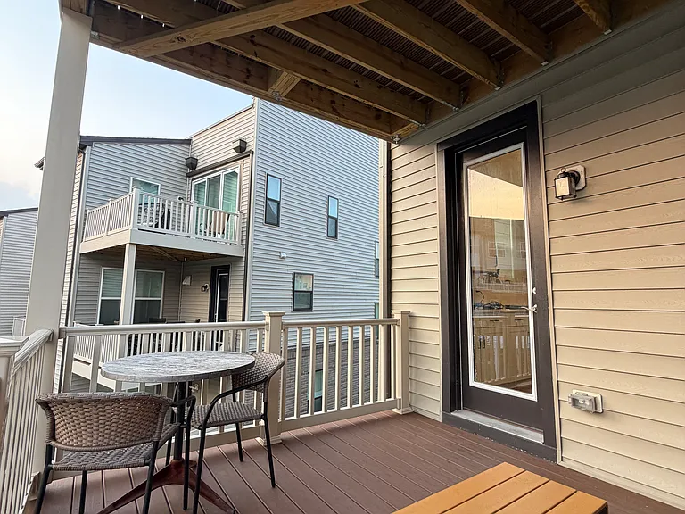 14210 Alki Dr — Photo 10