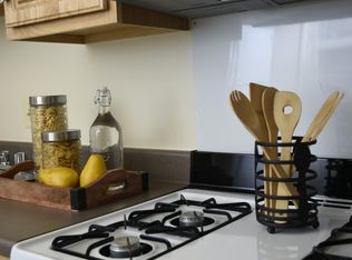 Colony Hill Apartments & Townhomes, Halethorpe, MD 21227