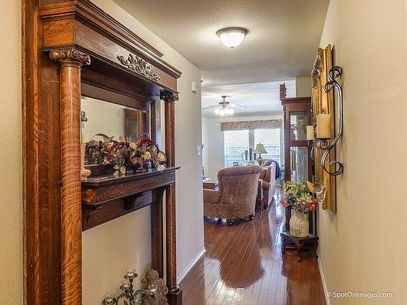 5th image of 3604 Dove Ln