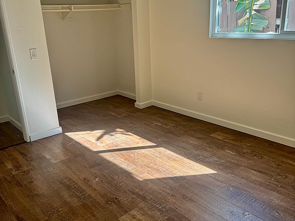 4th image of 4846-48 70th St