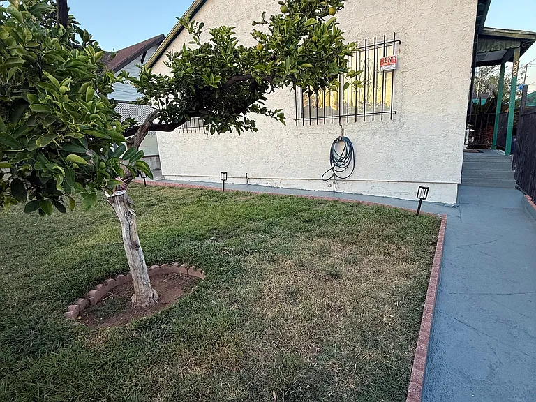 340 S McBride Ave — Photo 12