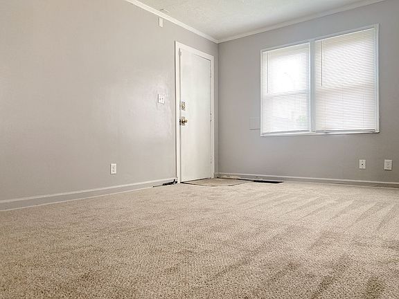 3rd image of 2434 Himebaugh Ave