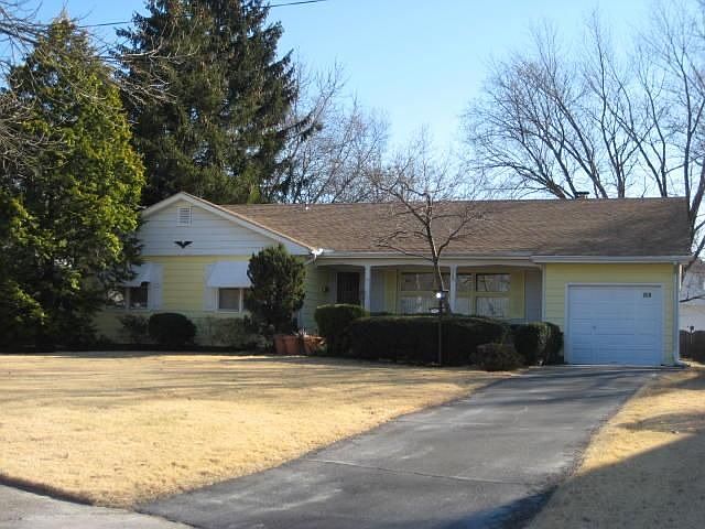 2nd image of 208 Ocean Ave