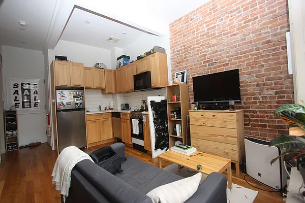 Rented by Realty within Reach Inc. | media 18