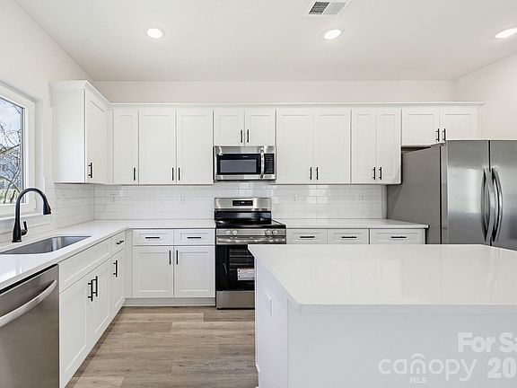 4th image of 2332 Merts Way