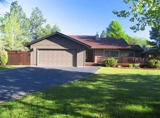 26311 SW Metolius Meadows Dr, Camp Sherman, OR 97730