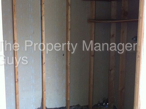 5th image of 2386 Lake Helen Osteen Rd