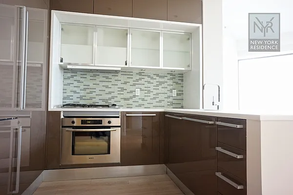 Rented by New York Residence | media 23