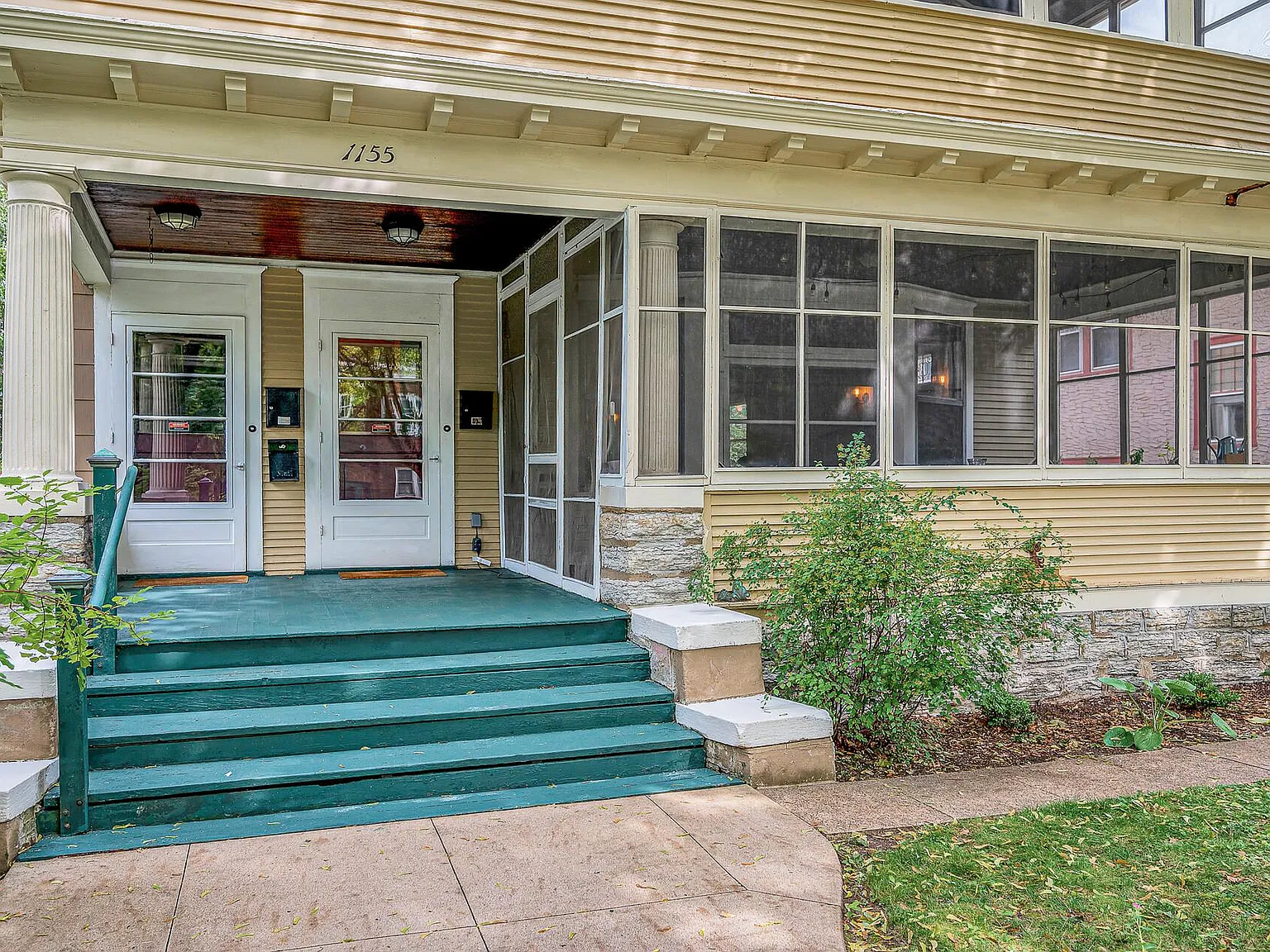 1155 Lincoln Ave — Photo 3