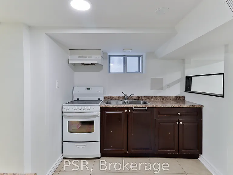329 Vaughan Rd #LOWER — Photo 12