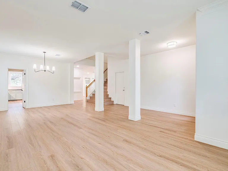 6318 Zadock Woods Dr — Photo 7