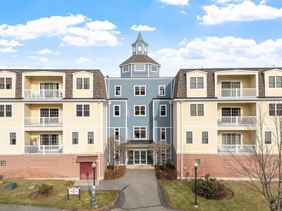 2 Arden Mills Way Unit 2304, Fitchburg, MA, 01420