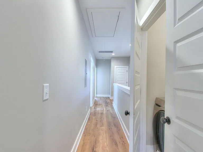 921 Spain Ave — Photo 31
