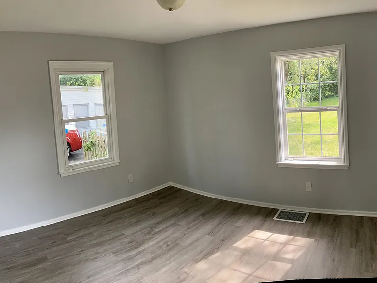 500 W Lakewood Ave — Photo 10