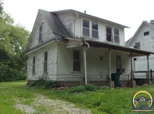 612 New York Ave, Holton, KS 66436