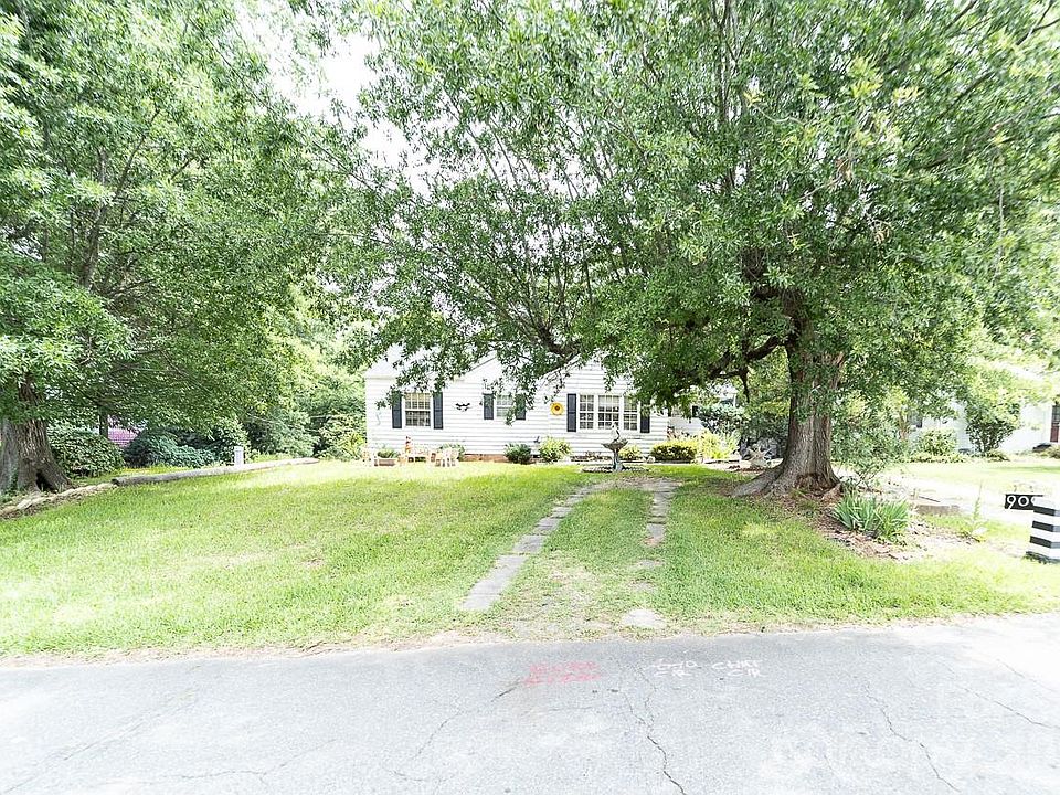 1st image of 909 Drummond Ave
