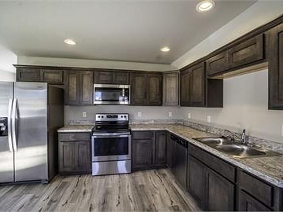 5th image of 1300 Bunson Blvd