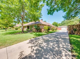 3220 Nottingham Dr, Denton, TX 76209