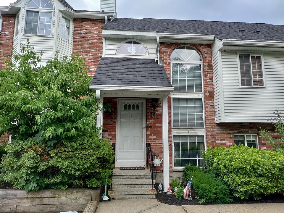 1st image of 118 Tall Oaks Dr Unit B